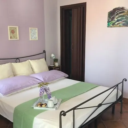 Apartment Sweet &